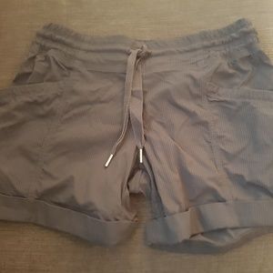 Lululemon do it all shorts size 4